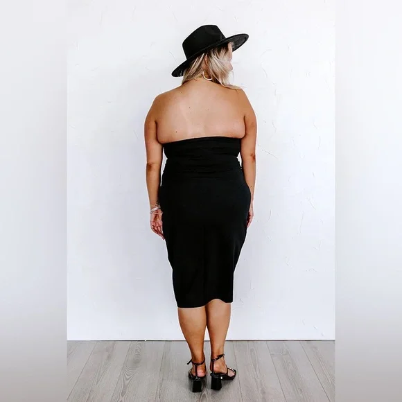 Faux wrap strapless dress! - Picture 4 of 5